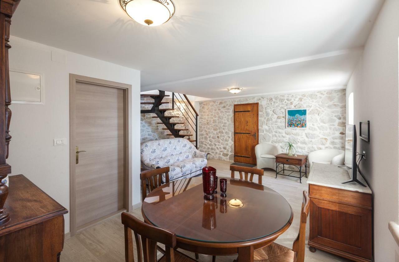 House Pasalich Villa Tučepi Eksteriør billede
